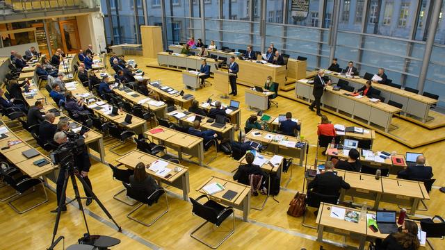 Landtag: Abgeordnete prüfen Änderungen für Lehramtsstudium