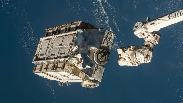 Raumfahrt: ISS-Trümmer könnten Erde treffen 