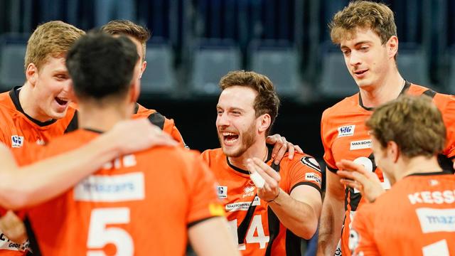 Volleyball Bundesliga: 3:0 in Düren: Volleys gehen als Spitzenreiter in Playoffs