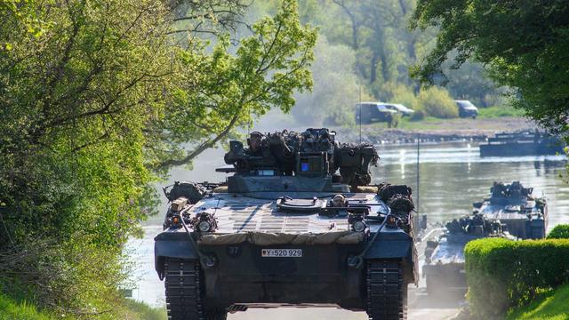 Verkehr: Militärische Fahrzeuge in Sachsen-Anhalt unterwegs