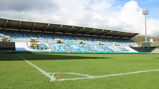 Fußball: Rasen in Saarbrücken wird vor Pokalspiel nochmal inspiziert
