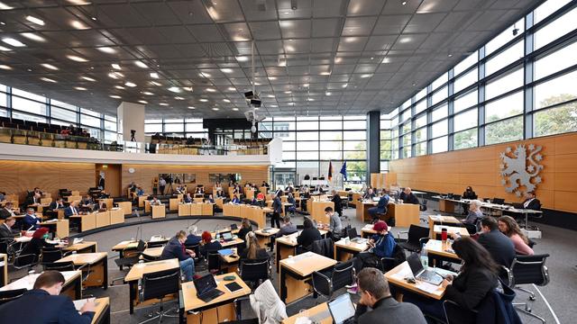 Landtag: Diskussion um Verfassungsänderung steckt weiterhin fest