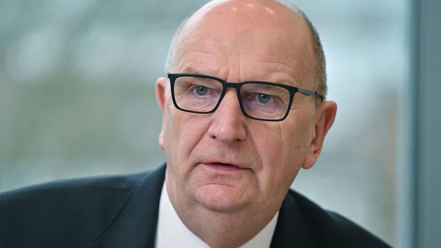 Landtag: Woidke verteidigt Brandenburger Corona-Politik