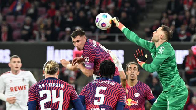 Fußball: 5:1 in Köln: Leipzig legt im Duell mit Dortmund vor