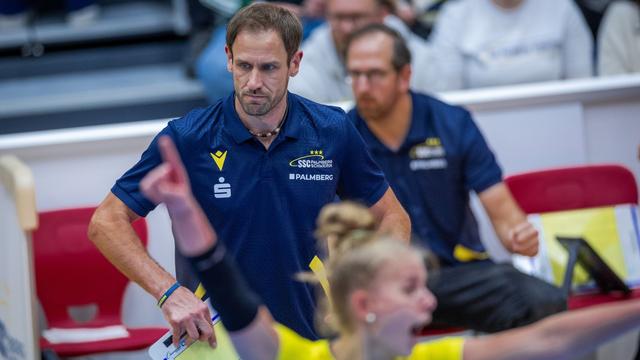 Volleyball: SSC Palmberg Schwerin zittert sich in Suhl zu Platz eins