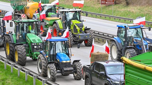 Verkehr: Bauernprotest in Polen: Verkehrsbehinderungen an der Grenze