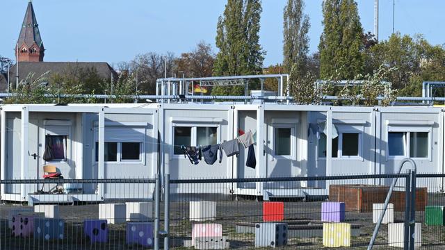 Tempelhofer Feld: CDU will 3000 zusätzliche Plätze für Flüchtlinge