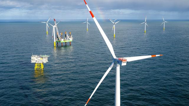 Hafenstrategie: Windbranche: Bund wird Verantwortung nicht gerecht