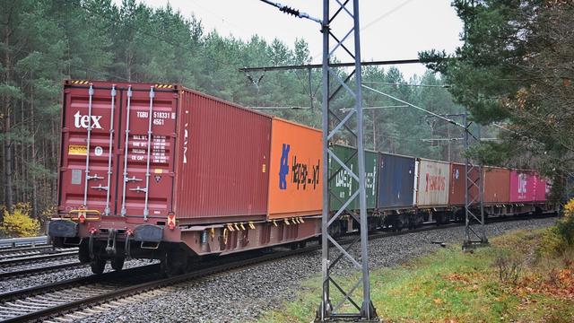 Bundestag: Besserer Lärmschutz bei Güterzug-Verbindung in Nordhessen