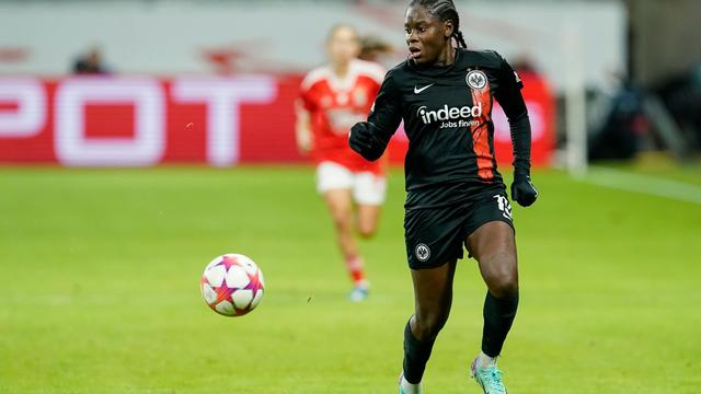 Fußball: Eintracht Frankfurt verlängert mit Nationalspielerin Anyomi