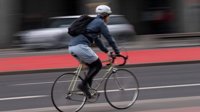 Verkehr: 20 Fahrrad-Reparaturstationen in Berlin: Aufbau ab April