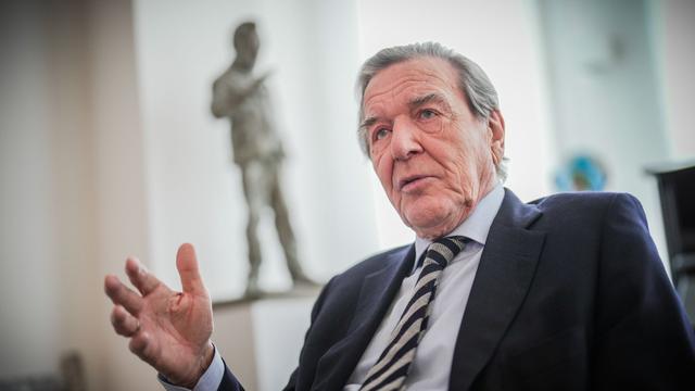 Altkanzler: Schröder will sich nicht aus SPD-Geschichte löschen lassen
