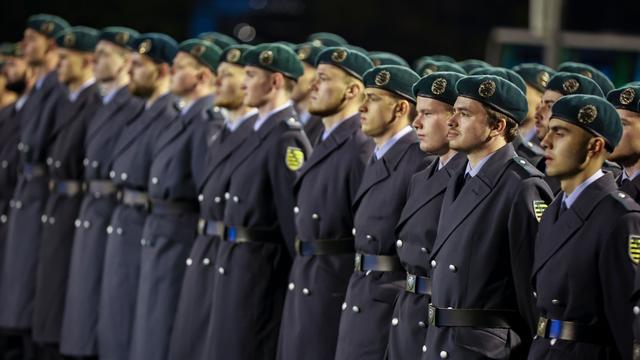 Statistik: Mehr Rekruten bei Bundeswehr: Zahl Minderjähriger steigt