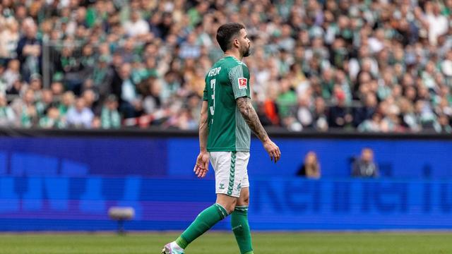 Fußball: Zwei Spiele Sperre für Werder-Verteidiger Anthony Jung