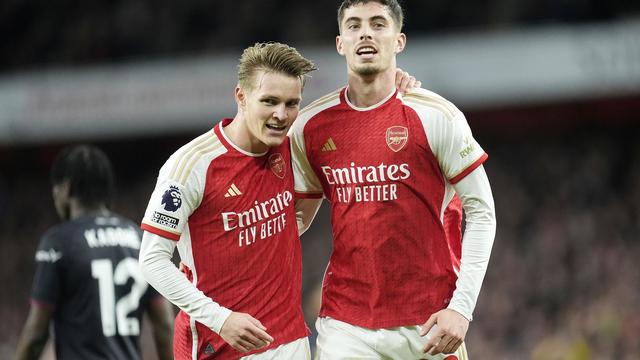 Premier League: Arsenal nach 2:0 gegen Luton Town vorerst Tabellenführer
