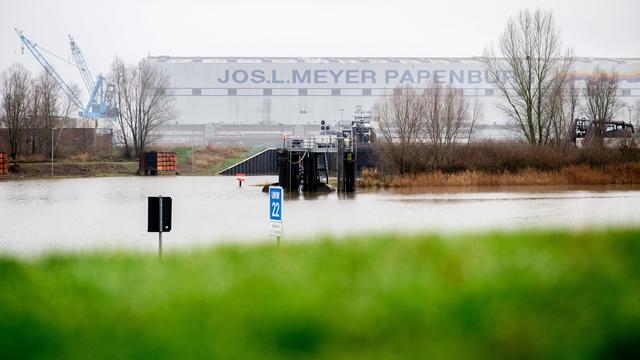 Schiffbau: Bericht: Angespannte finanzielle Lage bei Meyer Werft