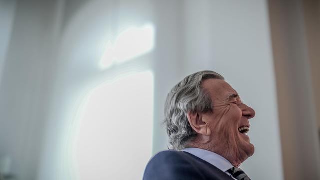 Geburtstag: Schröder ist 80: Scholz und SPD-Spitze gratulieren