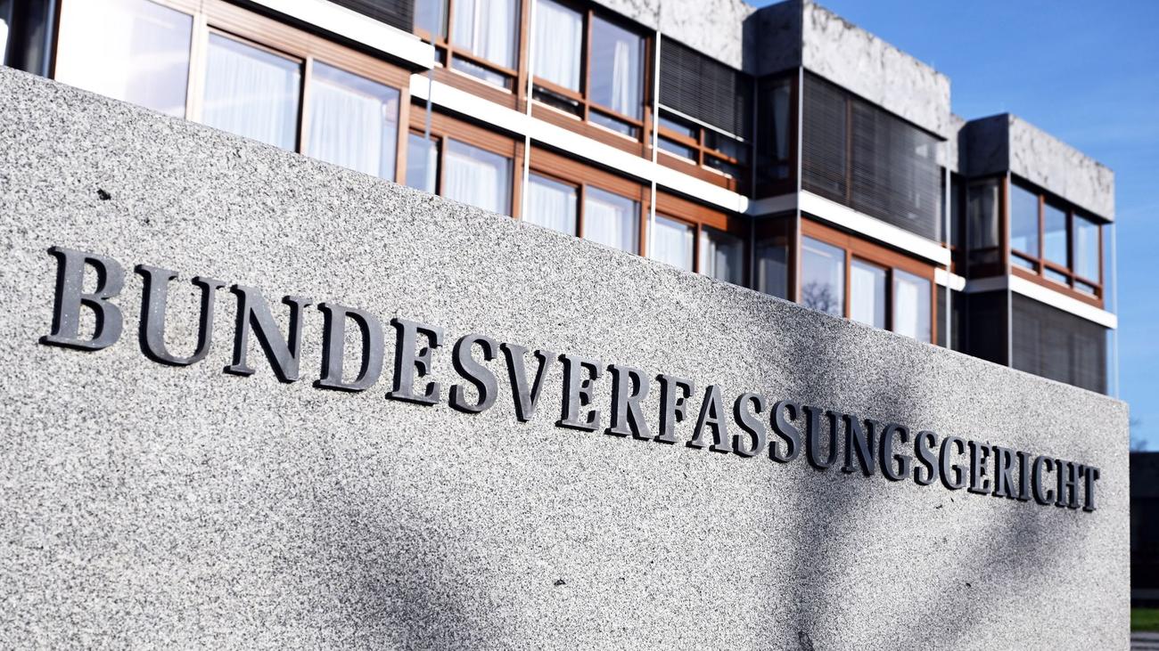 German Civil Code Reform Updates Paternity Challenge Rights