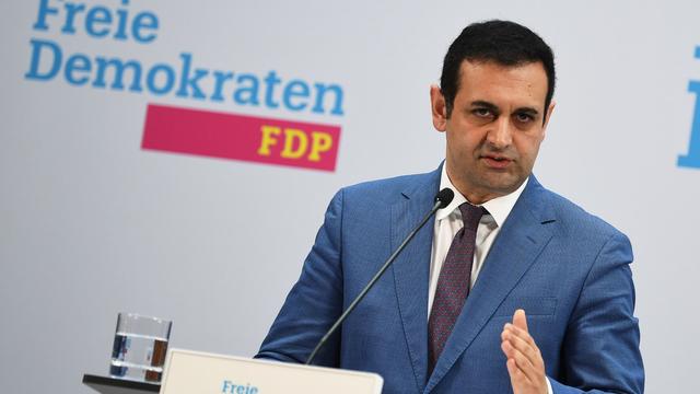 Arbeitsmarkt: FDP schlägt Steuervorteile bei Überstunden vor