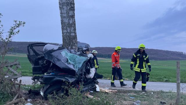 Verkehr: Unfall mit drei Toten: Eines der Opfer stammte aus NRW