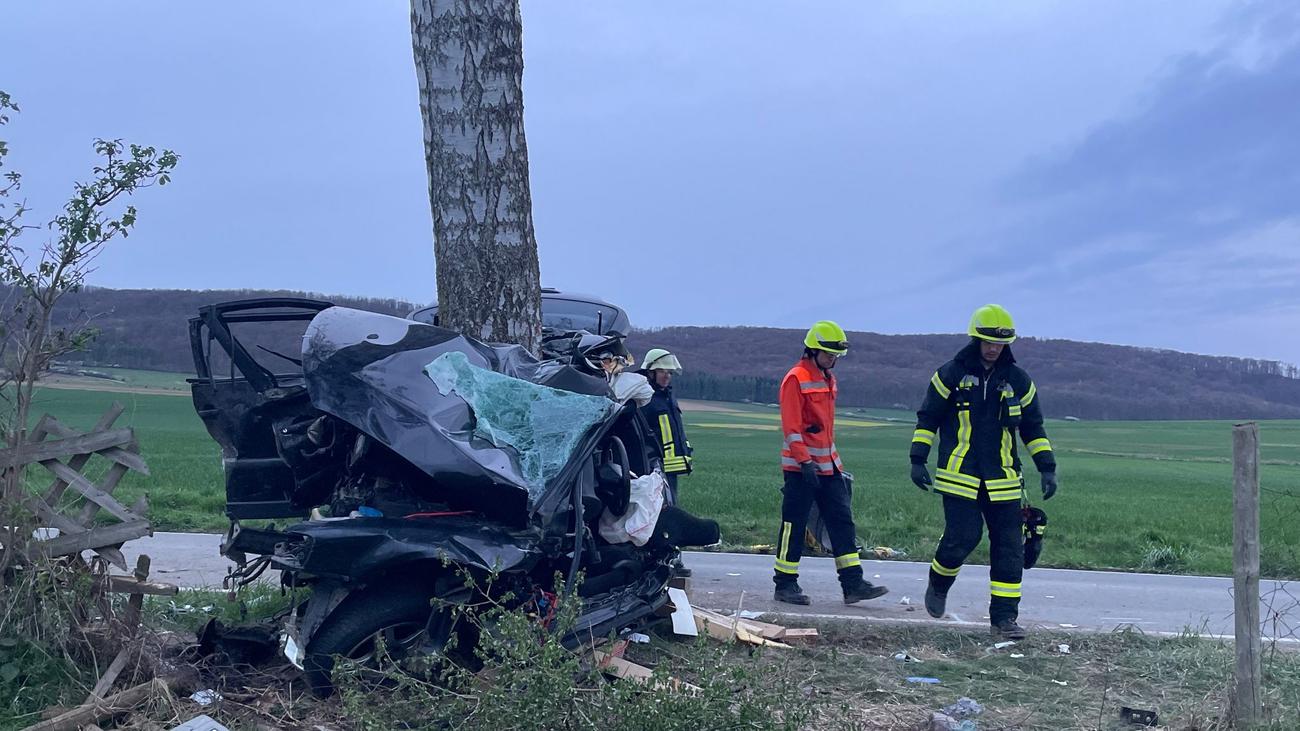 Verkehr: Unfall Mit Drei Toten: Eines Der Opfer Stammte Aus NRW | ZEIT ...