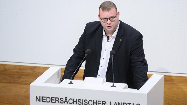 Parteien: Landtagsabgeordneter Schledde will AfD-Landeschef werden