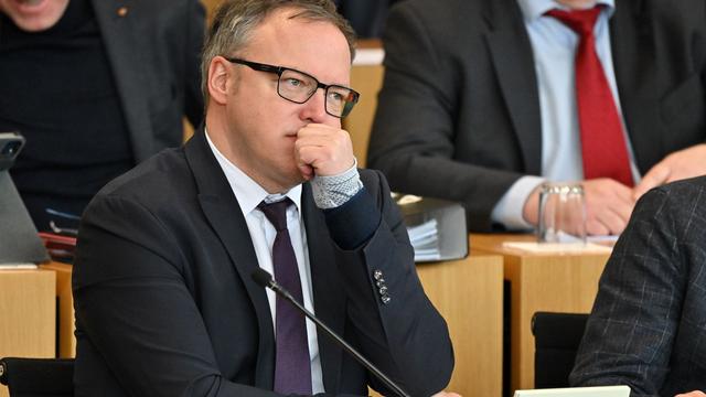 Parteien: Mario Voigt und Björn Höcke liefern sich TV-Duell