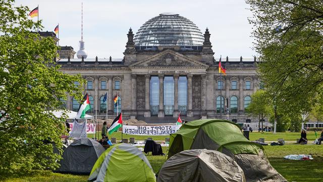 Demonstrationen: Propalästinensisches Protestcamp vor Bundestag