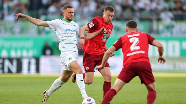 Fußball: Tiefschlag für Kaiserslautern: Last-Minute-Tor für Fürth