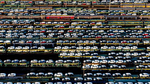 Studie: Autokonzerne erzielen Rekordzahlen - Probleme sichtbar
