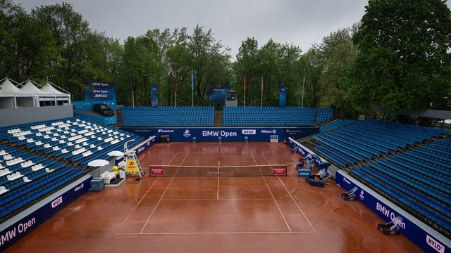 Tennis: Regenpause gleich zum Start des Tennisturniers in München