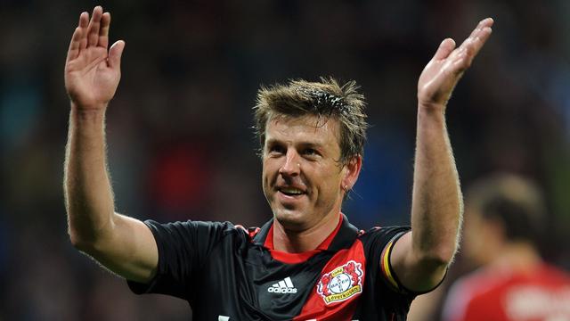 Fußball: Ehrenspielführer Schneider sieht «Hoch» von Leverkusen
