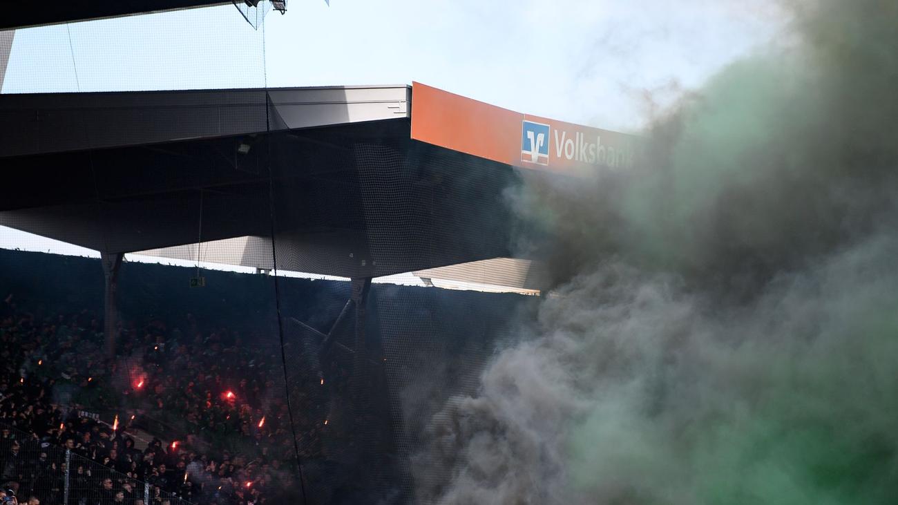 2. Bundesliga: Pyro-Vorfälle beim Derby 