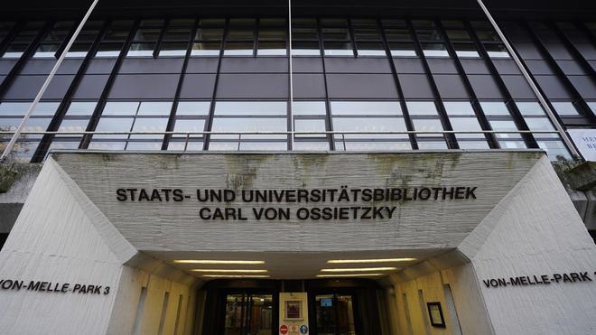 Hamburg: Blick auf die Staats- und Universitätsbibliothek auf dem Universitätsgelände.