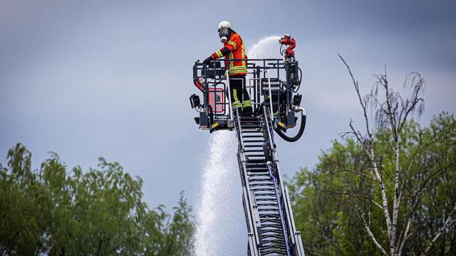 Feuerwehreinsatz: Fünf Verletzte bei Brand in Braunschweiger Industriegebiet