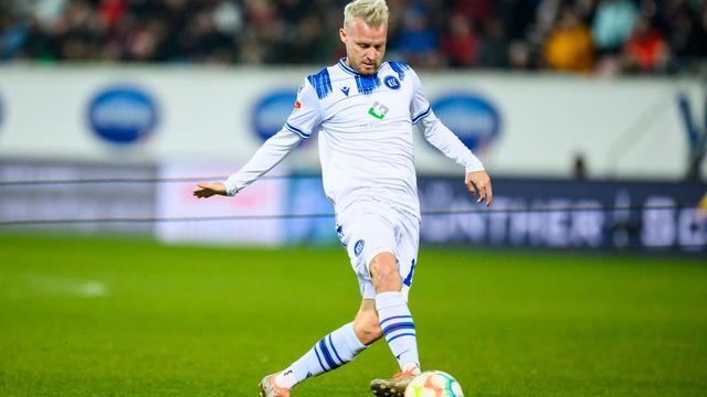 Fußball: Auch Karlsruhes Brosinski beendet seine Laufbahn
