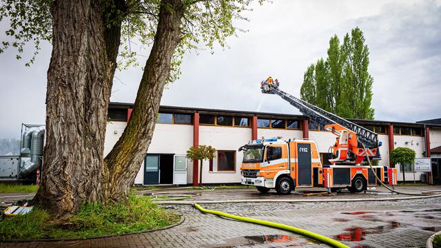 Brand: Großfeuer: Ermittlungen am Brandort sollen beginnen