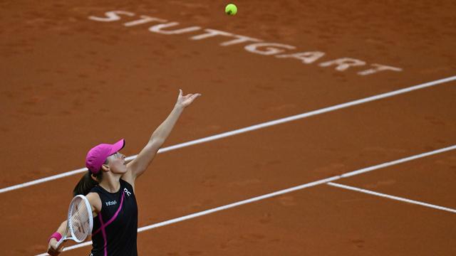 WTA: Tennis-Star Swiatek mit klarem Auftaktsieg in Stuttgart