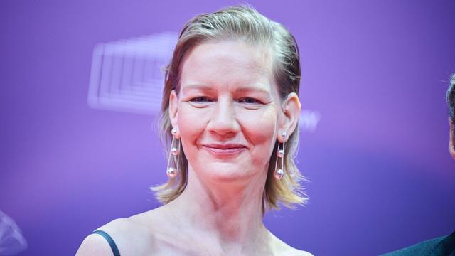 Schauspielerin: Sandra Hüller feiert 2025 Regiedebüt in Halle