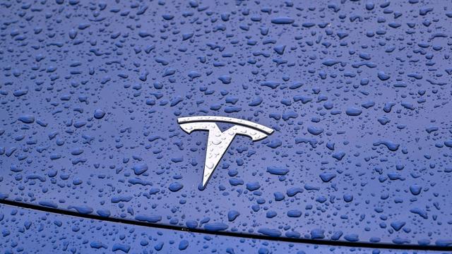 Auto: Stellenabbau bei Tesla - Experte erwartet «Durchhänger-Jahr»
