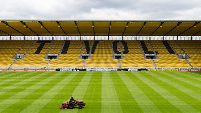 Fußball: Aachen vor Rückkehr in die 3. Liga: Spielabsage in Wuppertal