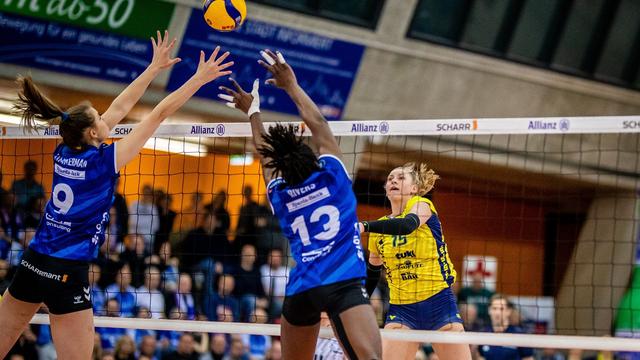 Volleyball: Stuttgarts Volleyballerinnen verlieren Krimi gegen Schwerin