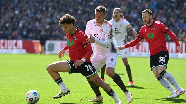2. Bundesliga: 2:1 in Hannover: FC St. Pauli wieder auf Aufstiegskurs