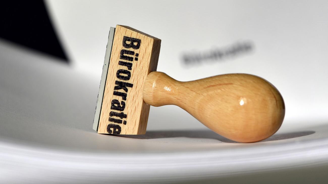 Landtag: CDU-Fraktion mit Antrag für Bürokratieabbau | ZEIT ONLINE