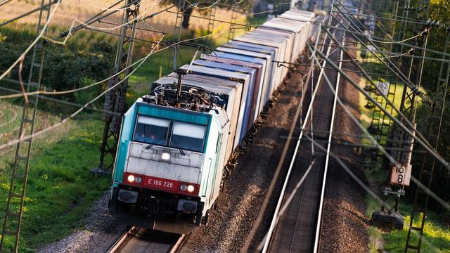 Bahn: Elektrifizierung von Bahnstrecken: Südwesten will mehr Tempo