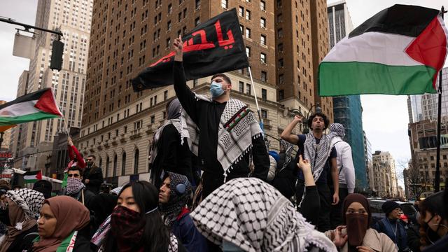 Krieg in Nahost: Demos an New Yorker Uni: Rabbi warnt jüdische Studierende