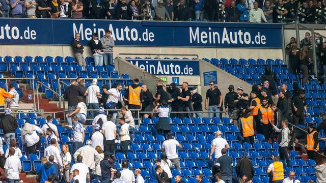 Fußball: Über 200 Verfahren nach Ausschreitungen bei Bundesligaspiel