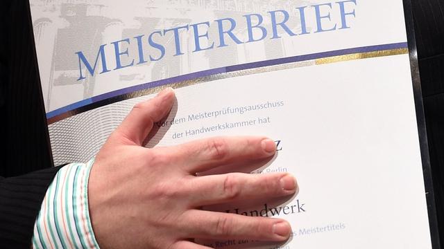 Handwerkliche Ausbildung : Hessen erhöht Meisterprämie auf 3500 Euro