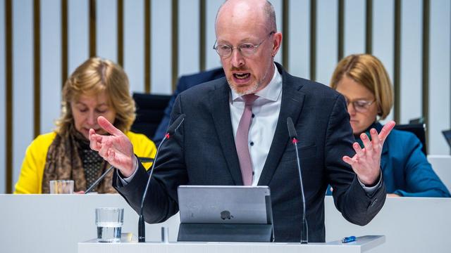 Landtag: Pegel: Keine mangelnde Verfolgung ausländischer Straftäter