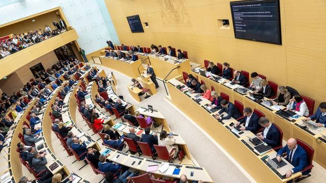Landtag: Aigner will Kiffen auf komplettem Landtagsgelände verbieten